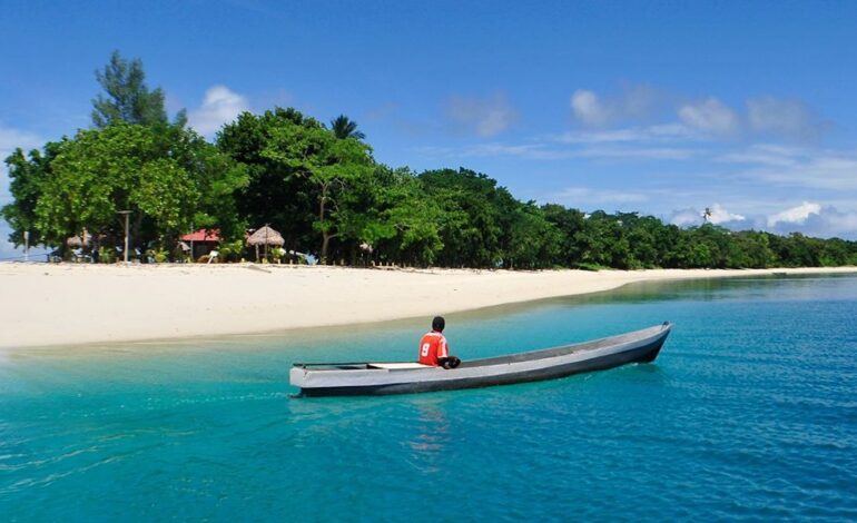  Menyusuri Keindahan Alam Pulau Morotai di Maluku Utara