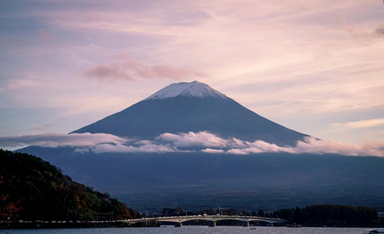  Hoshinoya Fuji – Liburan Mewah di Alam Fuji